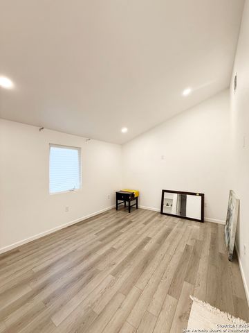 11442 Woollcott, San Antonio, TX 78251