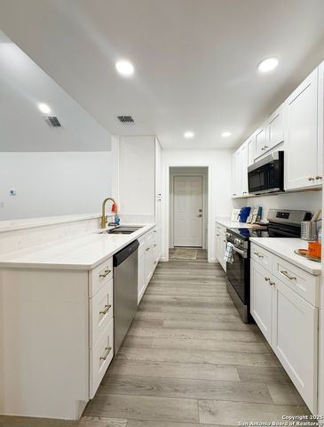 11442 Woollcott, San Antonio, TX 78251