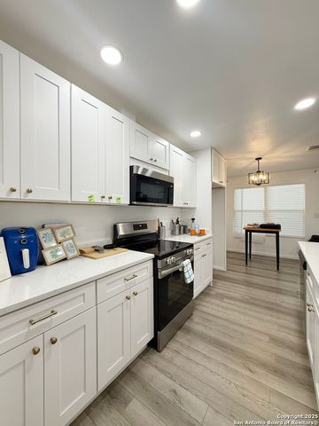 11442 Woollcott, San Antonio, TX 78251