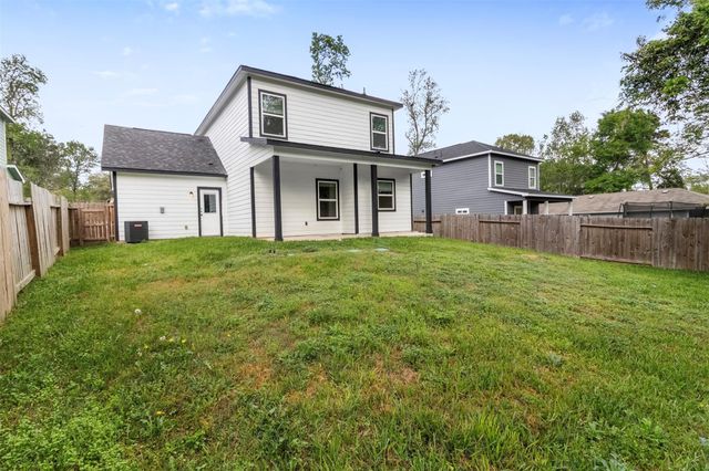 14986 Bonham Lane, Willis, TX 77378