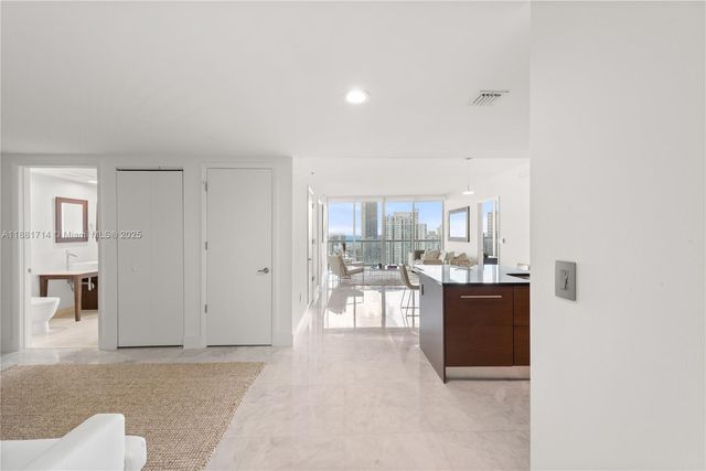 495 Brickell Ave 5003, Miami, FL 33131