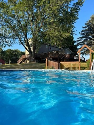 2085 Pinnacle Road, Henrietta, NY 14543
