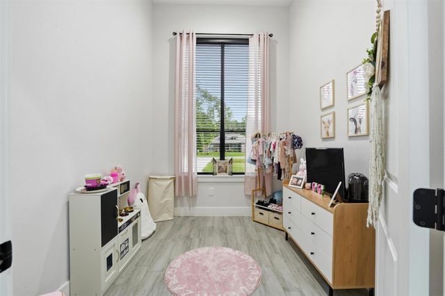 540 Road 662, Dayton, TX 77535