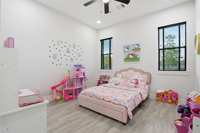 540 Road 662, Dayton, TX 77535