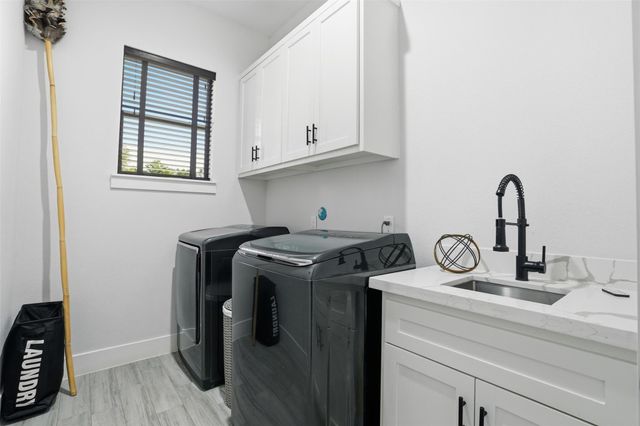 540 Road 662, Dayton, TX 77535