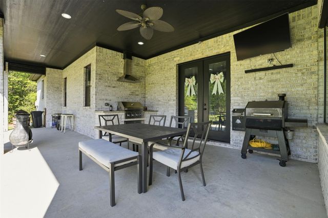 540 Road 662, Dayton, TX 77535