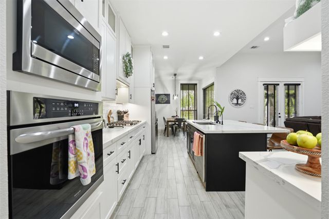 540 Road 662, Dayton, TX 77535