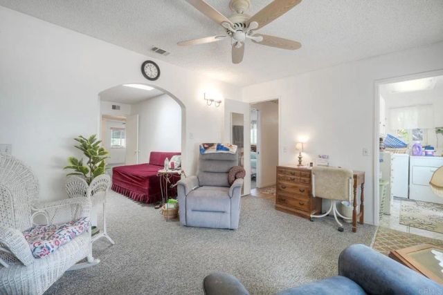 3529 santa maria, Oceanside, CA 92056