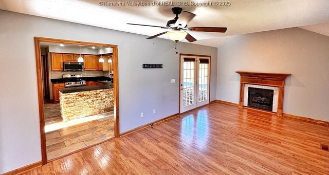 106 Heather Court, Scott Depot, WV 25560