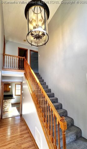 106 Heather Court, Scott Depot, WV 25560