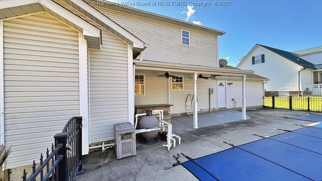 106 Heather Court, Scott Depot, WV 25560