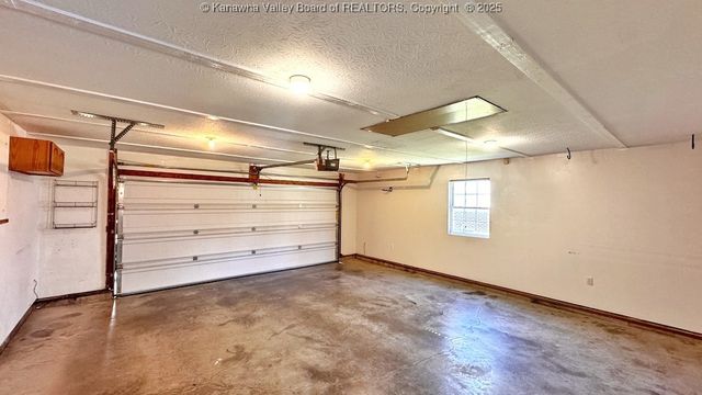 106 Heather Court, Scott Depot, WV 25560