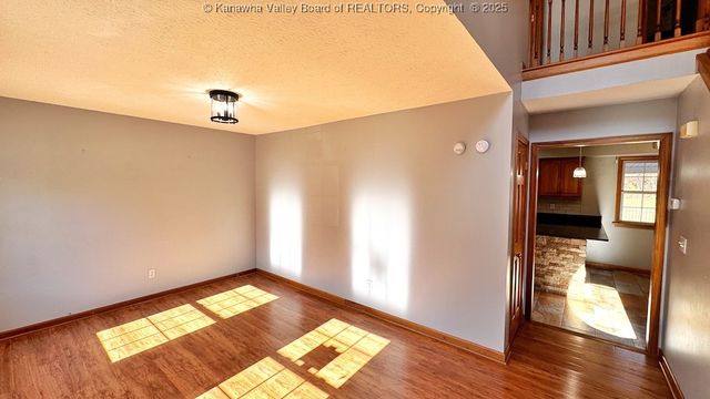 106 Heather Court, Scott Depot, WV 25560