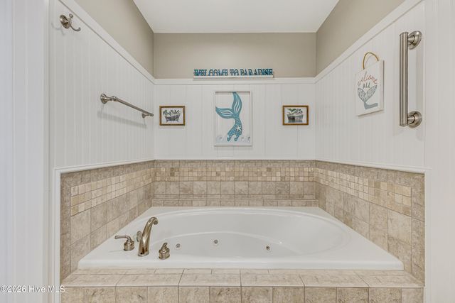 316 SE 79th Street, Oak Island, NC 28465