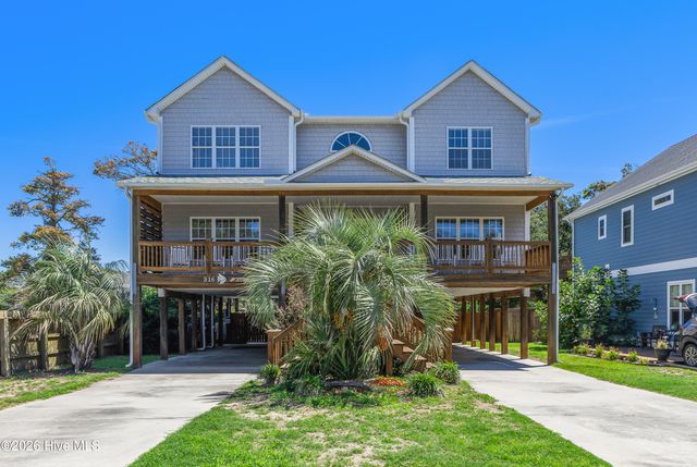 316 SE 79th Street, Oak Island, NC 28465