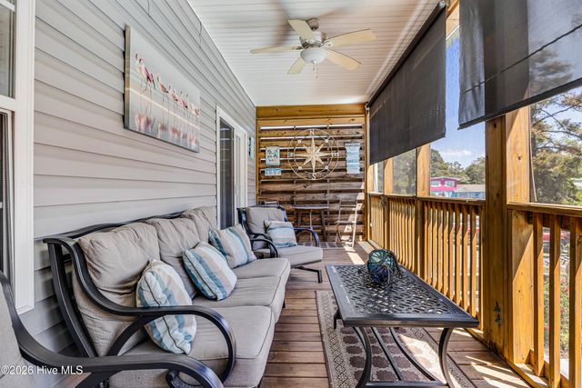 316 SE 79th Street, Oak Island, NC 28465
