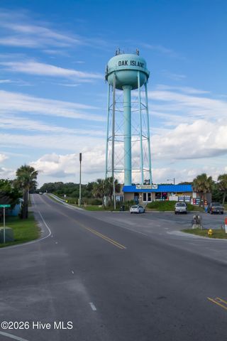 316 SE 79th Street, Oak Island, NC 28465