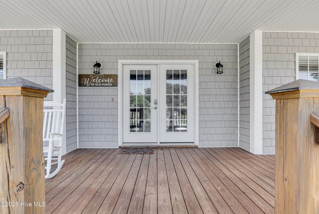 316 SE 79th Street, Oak Island, NC 28465