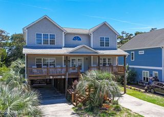 316 SE 79th Street, Oak Island, NC 28465