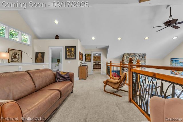 47 Peggy Avenue, Pontiac, MI 48341