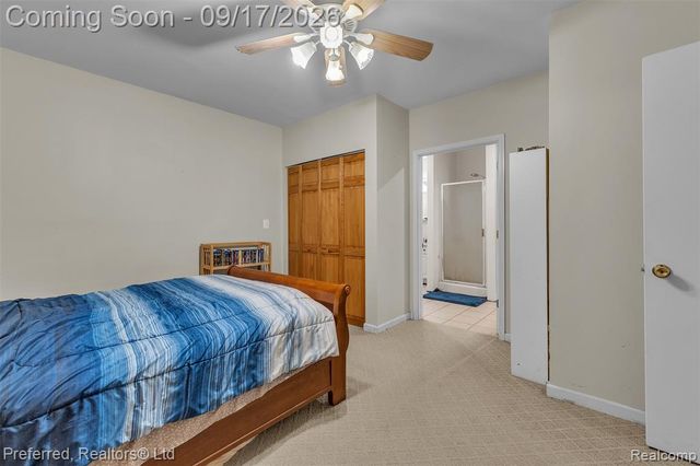 47 Peggy Avenue, Pontiac, MI 48341