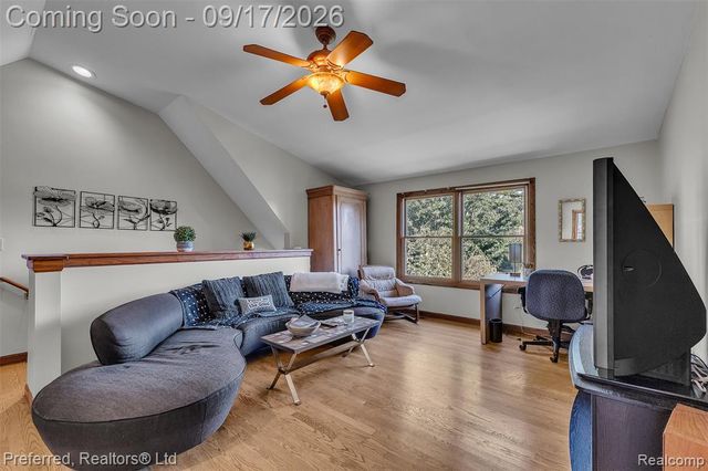 47 Peggy Avenue, Pontiac, MI 48341