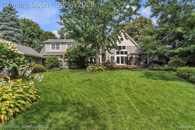 47 Peggy Avenue, Pontiac, MI 48341