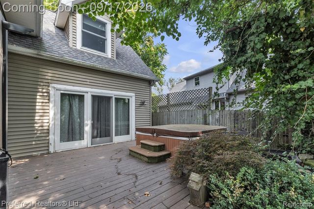 47 Peggy Avenue, Pontiac, MI 48341