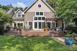 47 Peggy Avenue, Pontiac, MI 48341