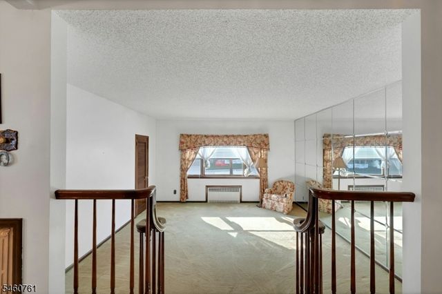 230 Lincoln Pl, Garfield City, NJ 07026