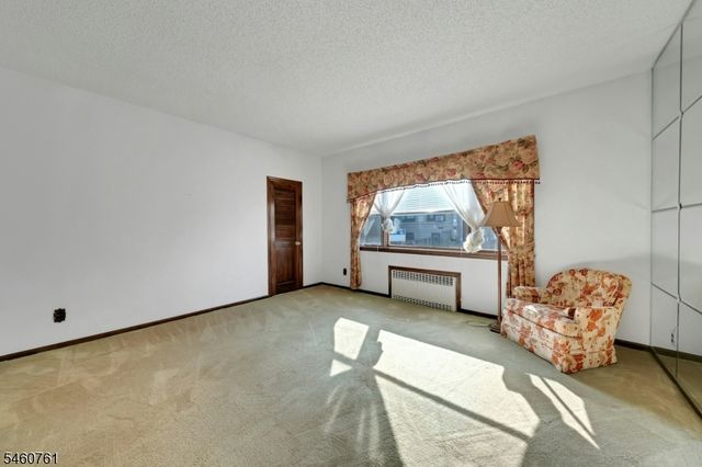 230 Lincoln Pl, Garfield City, NJ 07026