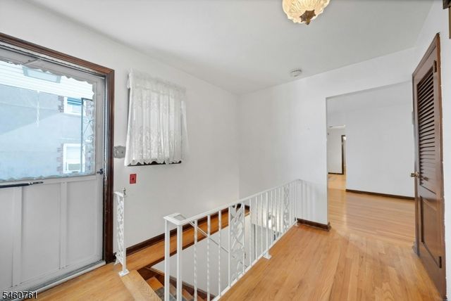 230 Lincoln Pl, Garfield City, NJ 07026