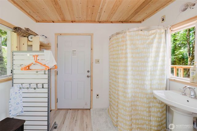 200 E Cove Drive, Belfair, WA 98528