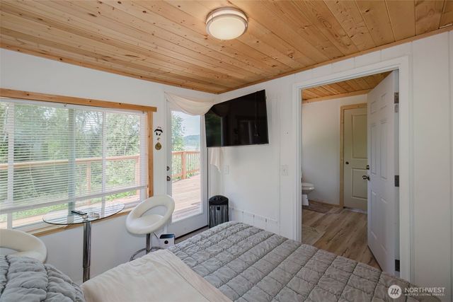 200 E Cove Drive, Belfair, WA 98528