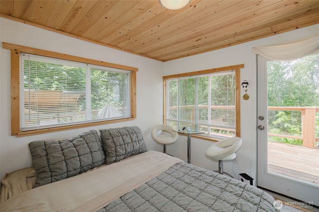 200 E Cove Drive, Belfair, WA 98528