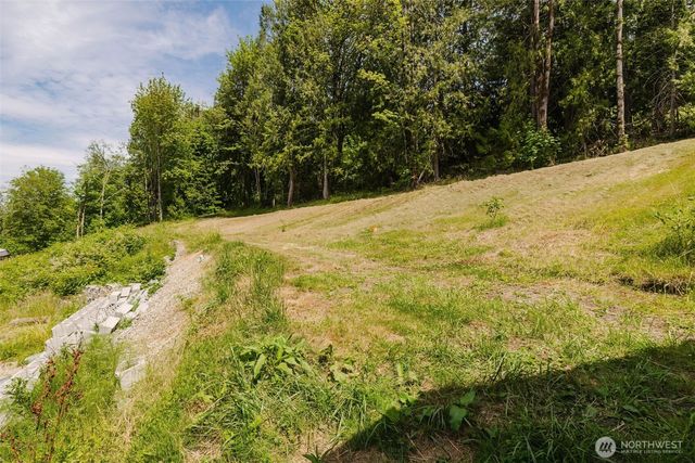 200 E Cove Drive, Belfair, WA 98528