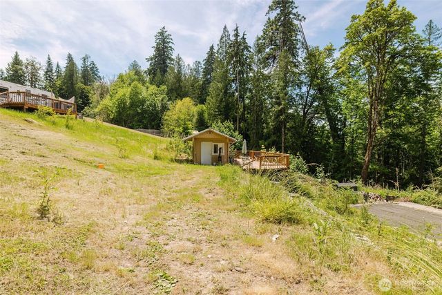 200 E Cove Drive, Belfair, WA 98528