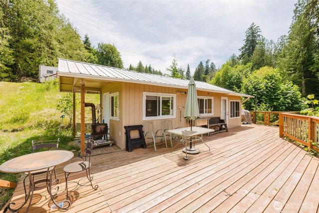 200 E Cove Drive, Belfair, WA 98528