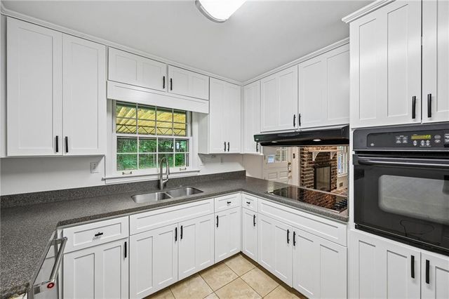 2238 Springwood Drive, Decatur, GA 30033