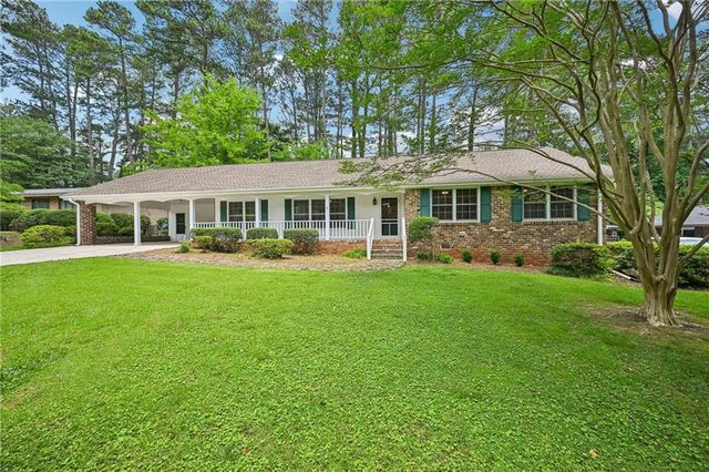 2238 Springwood Drive, Decatur, GA 30033