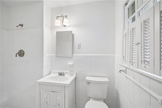 2238 Springwood Drive, Decatur, GA 30033