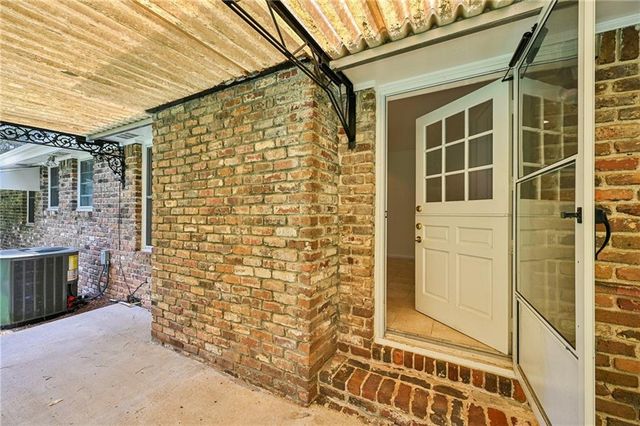2238 Springwood Drive, Decatur, GA 30033