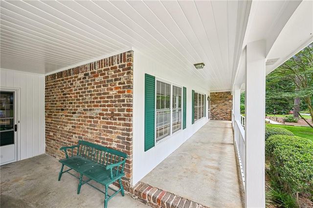 2238 Springwood Drive, Decatur, GA 30033