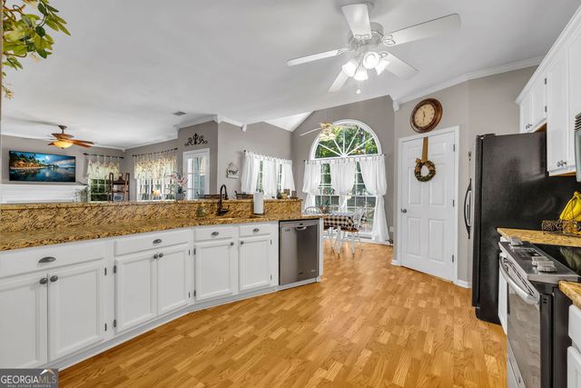 1633 Brentwood Crossing SE, Conyers, GA 30013