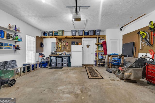 1633 Brentwood Crossing SE, Conyers, GA 30013