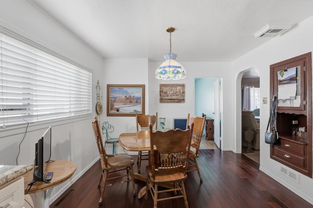 743 Alvarado Drive SE, Albuquerque, NM 87108