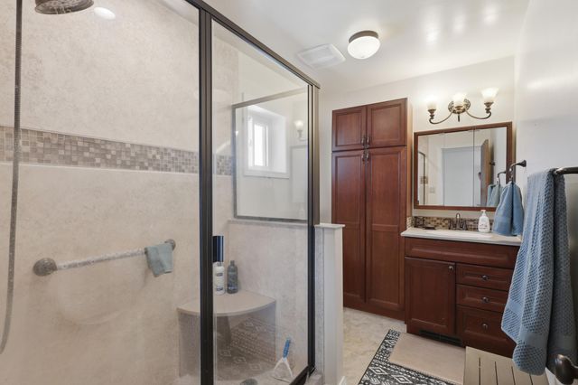 743 Alvarado Drive SE, Albuquerque, NM 87108