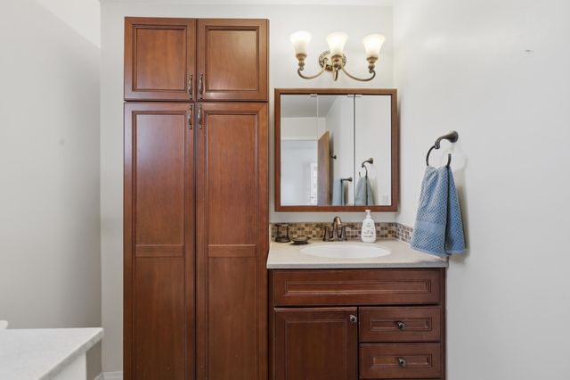 743 Alvarado Drive SE, Albuquerque, NM 87108