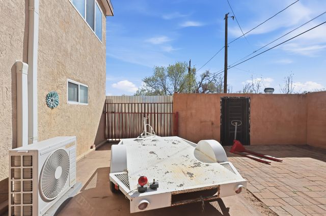 743 Alvarado Drive SE, Albuquerque, NM 87108