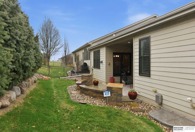 5802 N 158th Street, Omaha, NE 68116